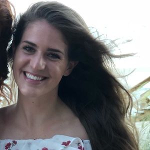 Meet your Posher, Madeline